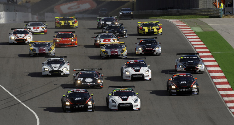 Nissan GT-R Race Scene Picture